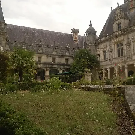 Relais De Saintonge 酒店 3*