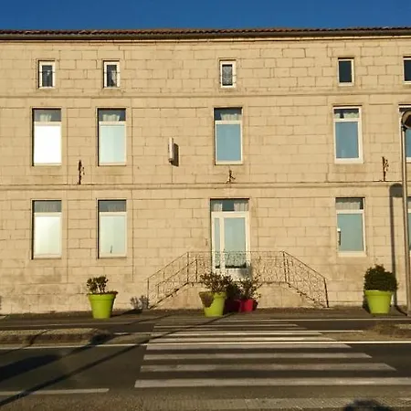 Relais De Saintonge 酒店 3*