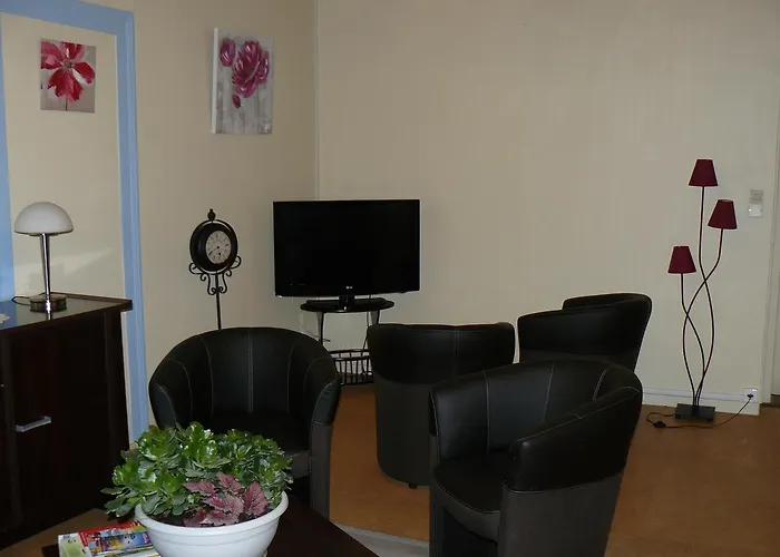 Hotel Relais De Saintonge 3*