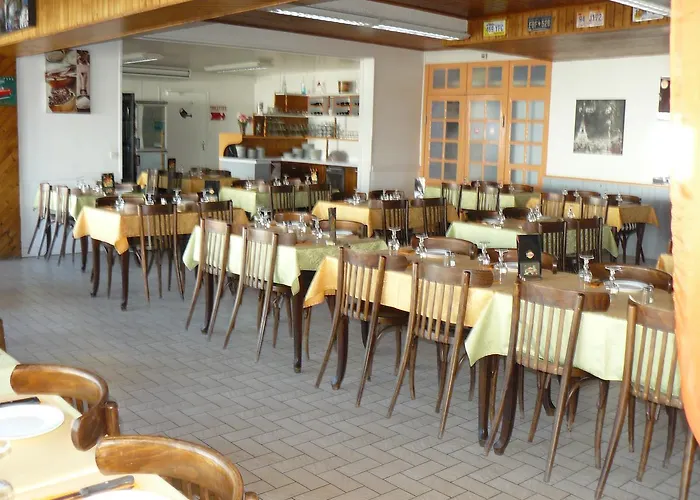 Hotel Relais De Saintonge 3*